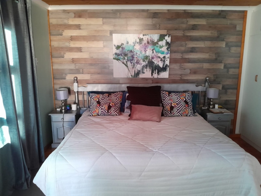 3 Bedroom Property for Sale in Stilbaai Wes Western Cape